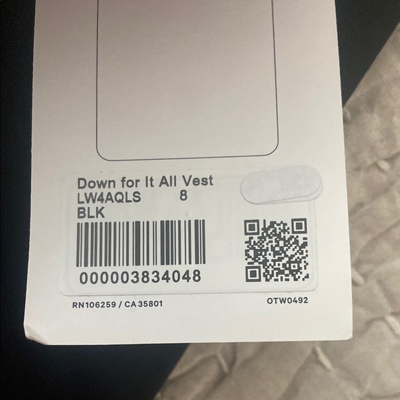 Lululemon Athletica Down for It All Vest - Picture 4 of 5